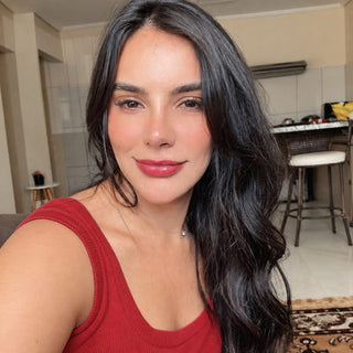 Camila, 31